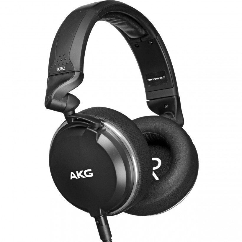 重低音來襲，感受現(xiàn)場(chǎng)的躁動(dòng)——AKG K182 現(xiàn)場(chǎng)音樂耳機(jī)評(píng)測(cè)